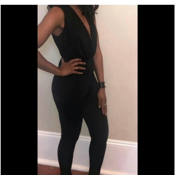 DEEP V NECK PLUNGE FITTED CATSUIT - Picture 5 of 15